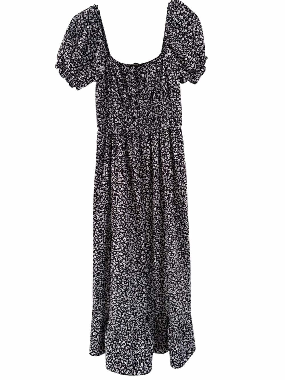 Hesperus Black and White Floral Puff Sleeve Smocked maxi Dress Size S